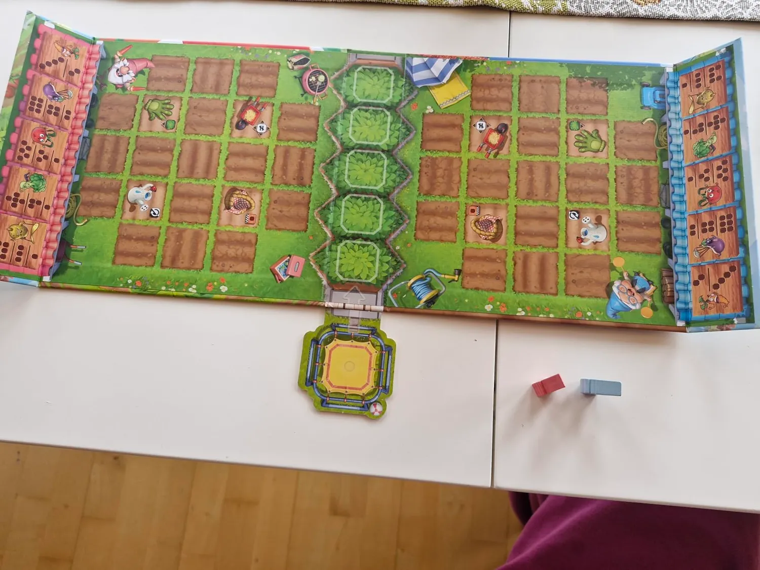 Asmodee Zoff am Zaun Strategiespiel 2 Spieler Garten