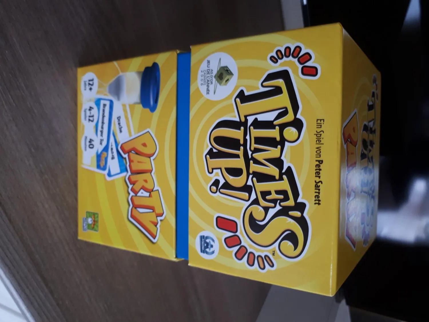Asmodee Times Up Party Partyspiel 4-12 Spieler Deutsch