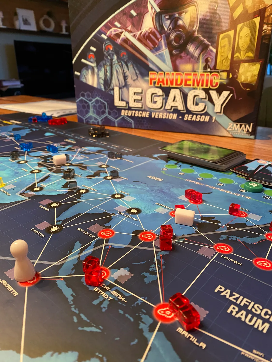 ZMan Pandemic Legacy Season 1 Brettspiel blau deutsch