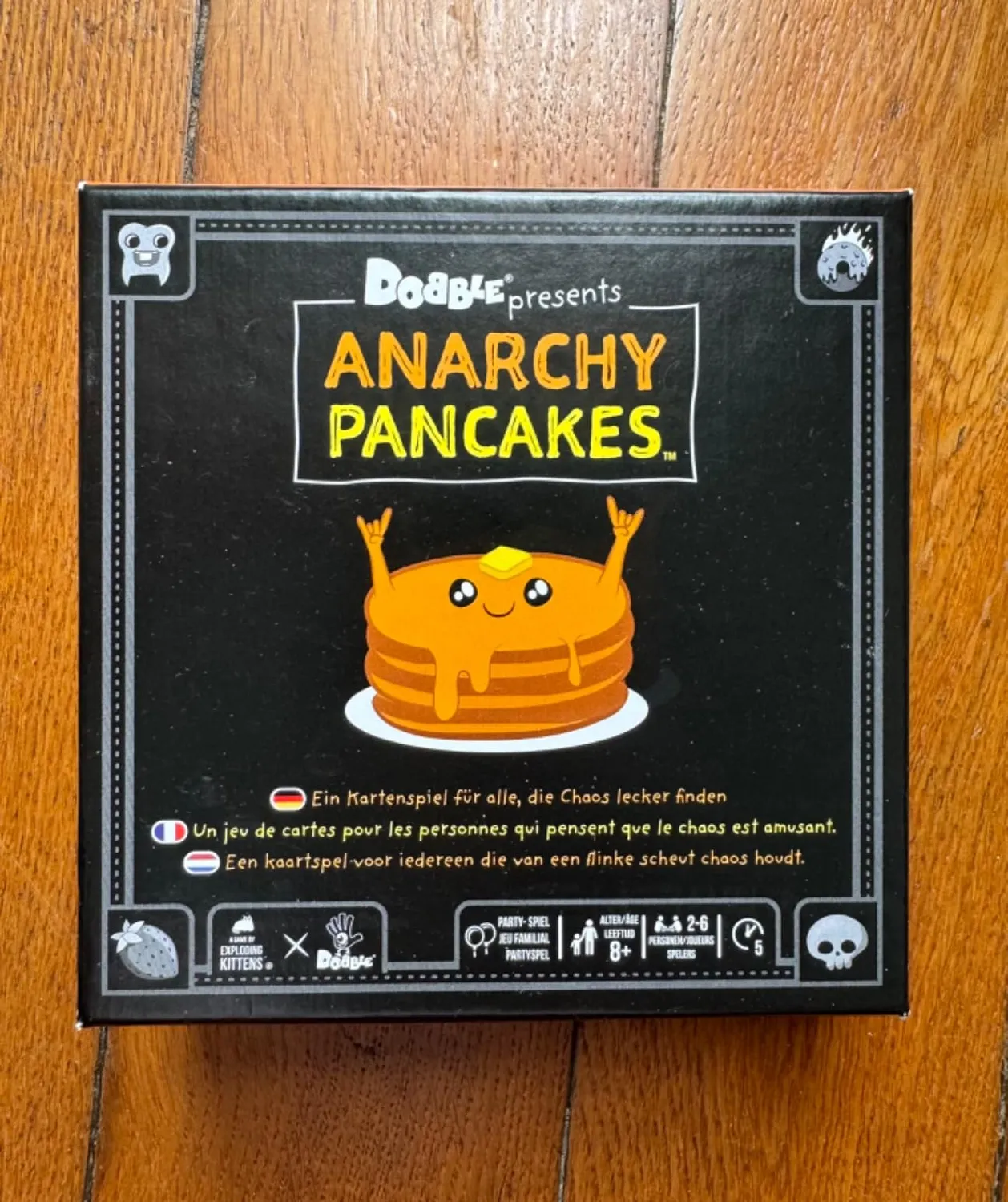 Asmodee Dobble Anarchy Pancakes Kartenspiel 2-6 Spieler