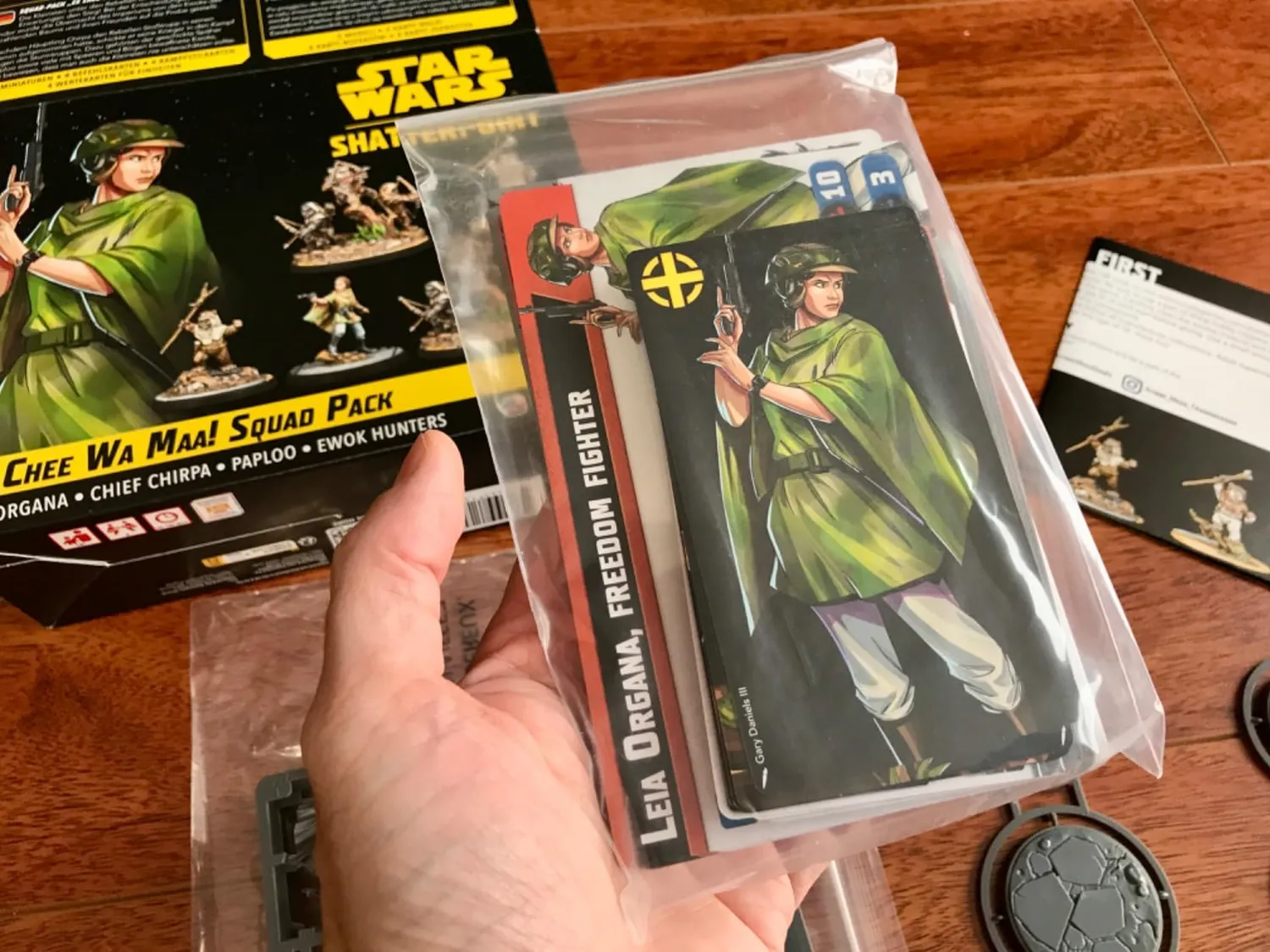 Atomic Mass Games Star Wars Shatterpoint Ee Chee Wa Maa Pack