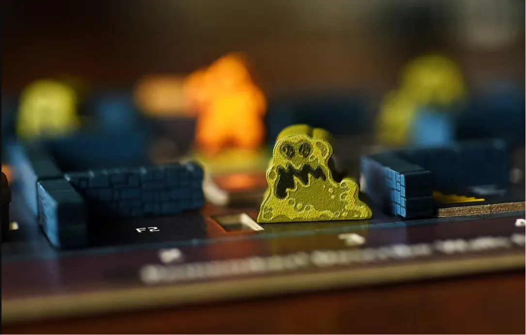 Cranio Lairs Brettspiel Duell mit Box Zero
