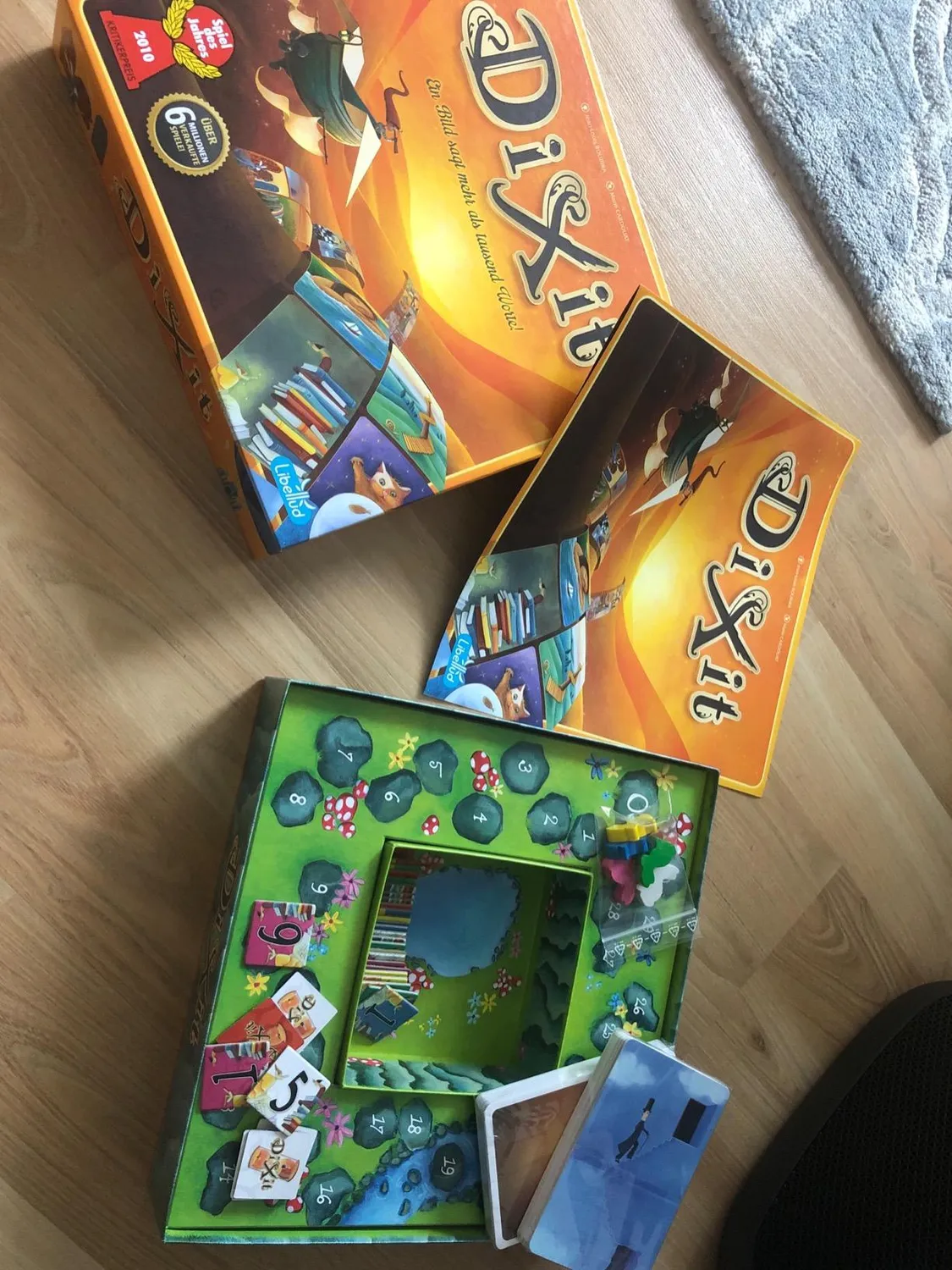 Asmodee Dixit Grundspiel Auflage 2021 Familienspiel