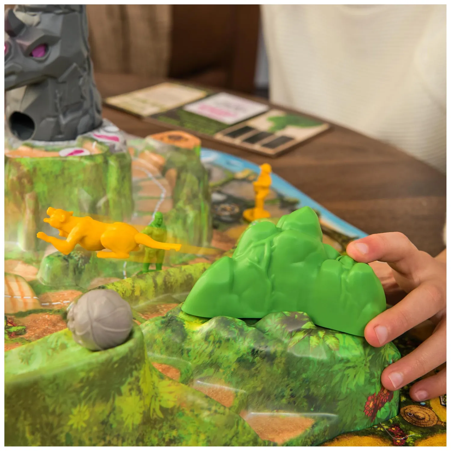 Spin Master Jumanji Stampede Brettspiel kooperativ 3D