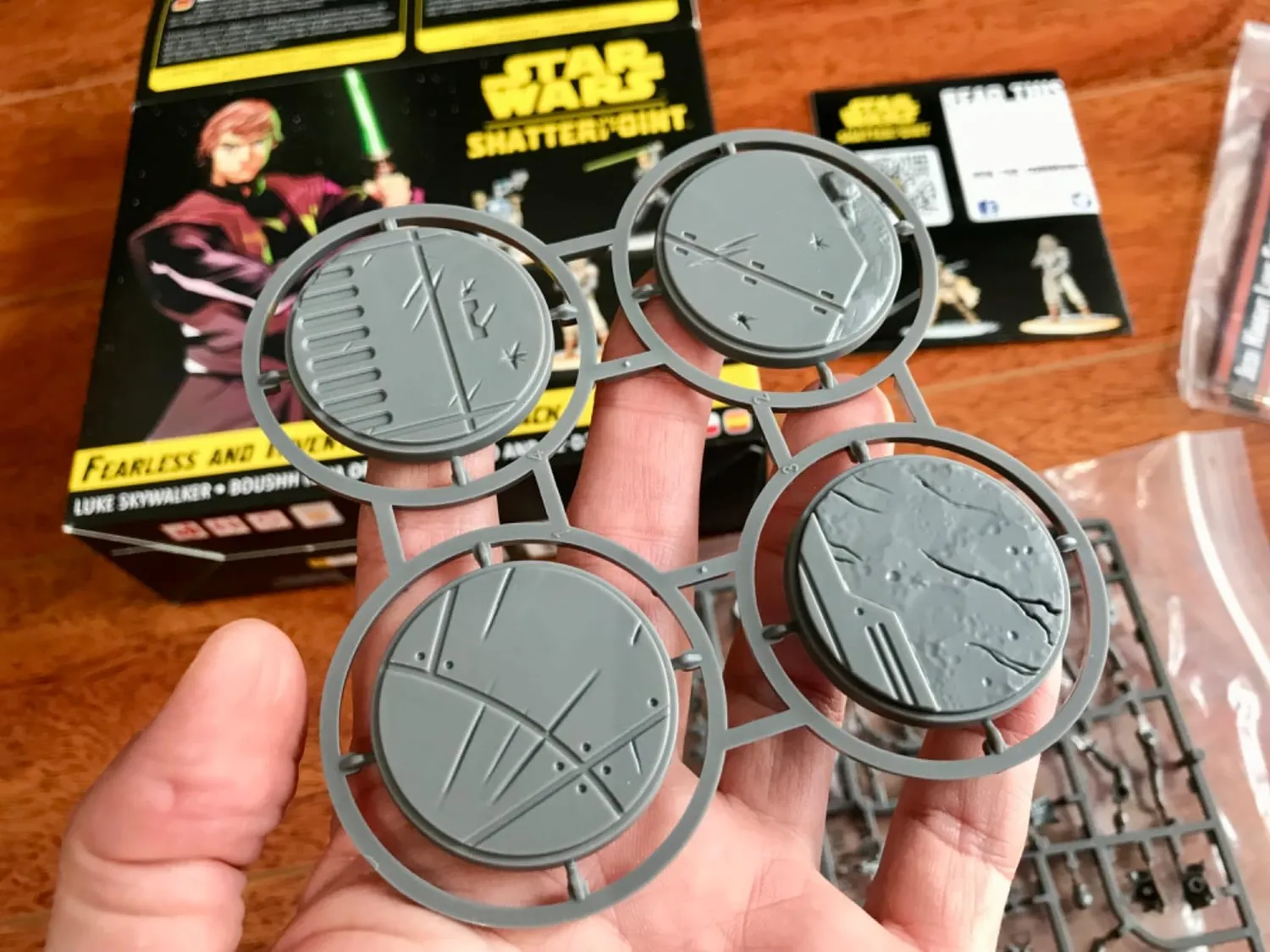 Asmodee Star Wars Shatterpoint Furchtlos und erfinderisch Erweiterung