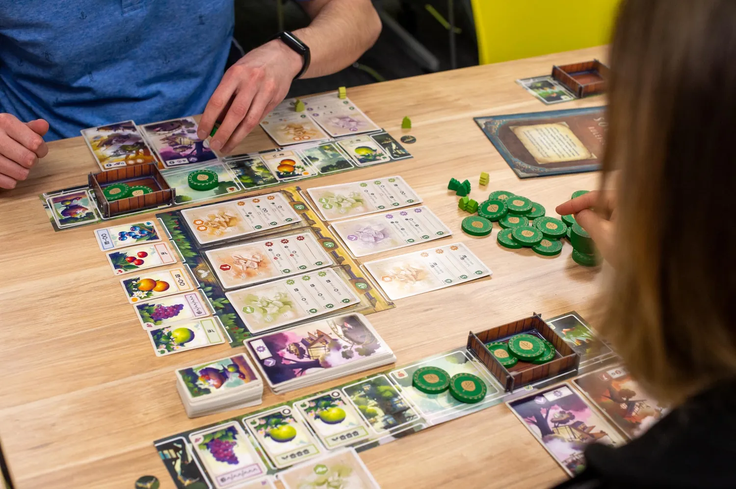 Asmodee Tree Society Familienspiel Deutsch Gilden