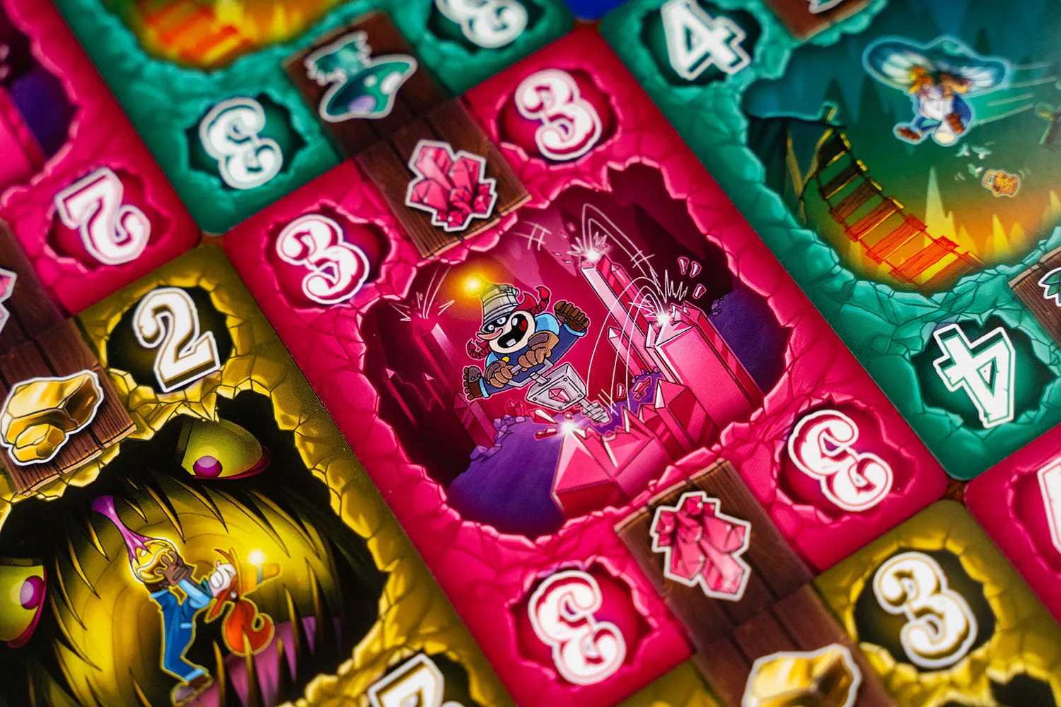Capstone Games All Mine Stichspiel Kartenspiel mit Farb-Tipp