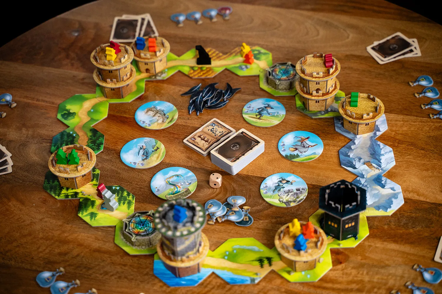 Capstone Games Wandering Towers Brettspiel Bundle Komplett