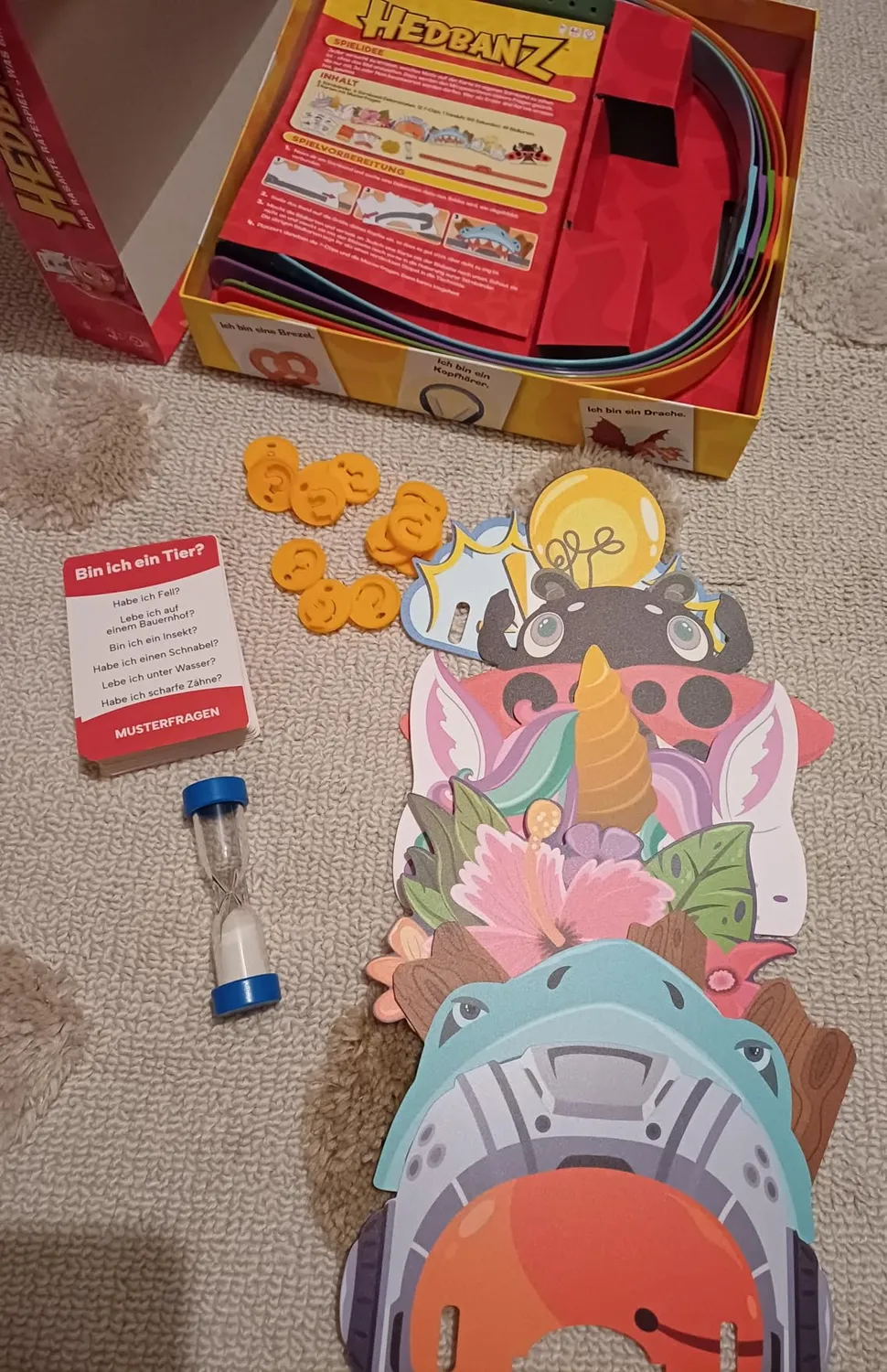 Spin Master Hedbanz Wer bin ich Ratespiel Braun Familie