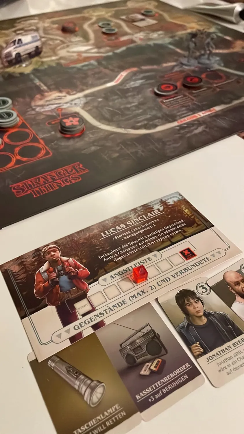 CMON Stranger Things Schattenwelt Kennerspiel deutsch