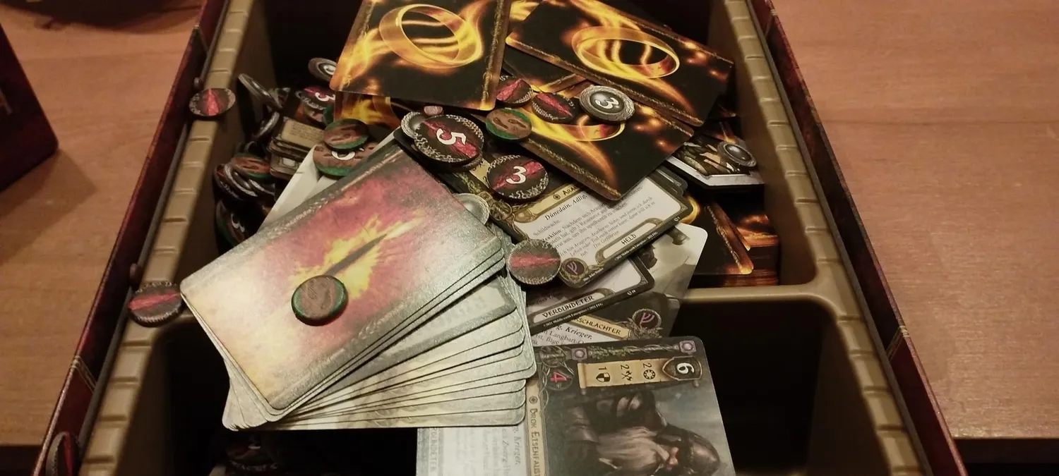 Fantasy Flight Herr der Ringe LCG Grundspiel Kartenspiel deutsch