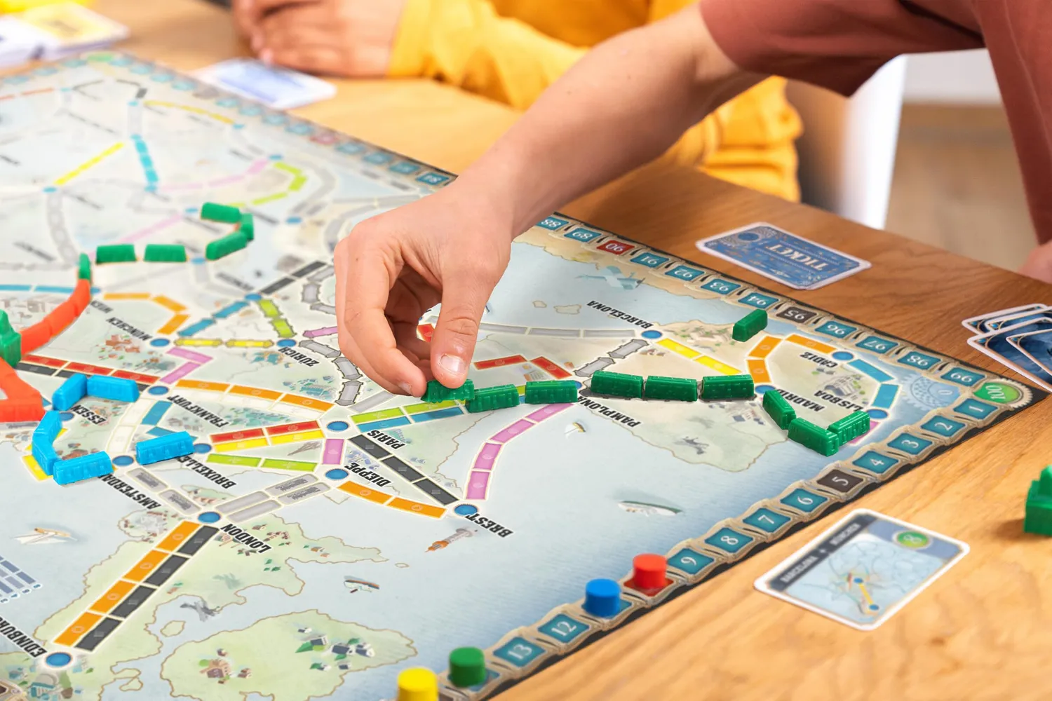 Days of Wonder Zug um Zug Europa Refresh Brettspiel