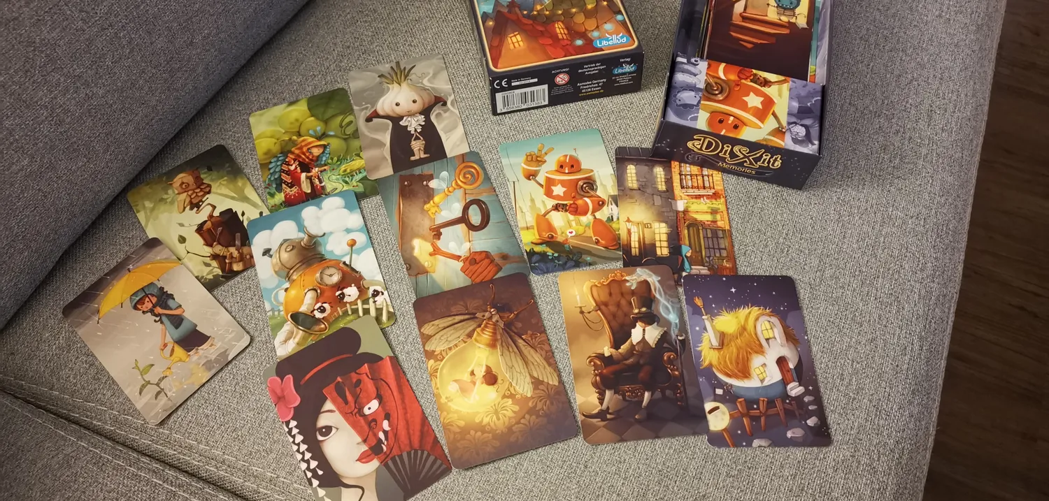 Asmodee Dixit 6 Memories Erweiterung 84 Karten deutsch