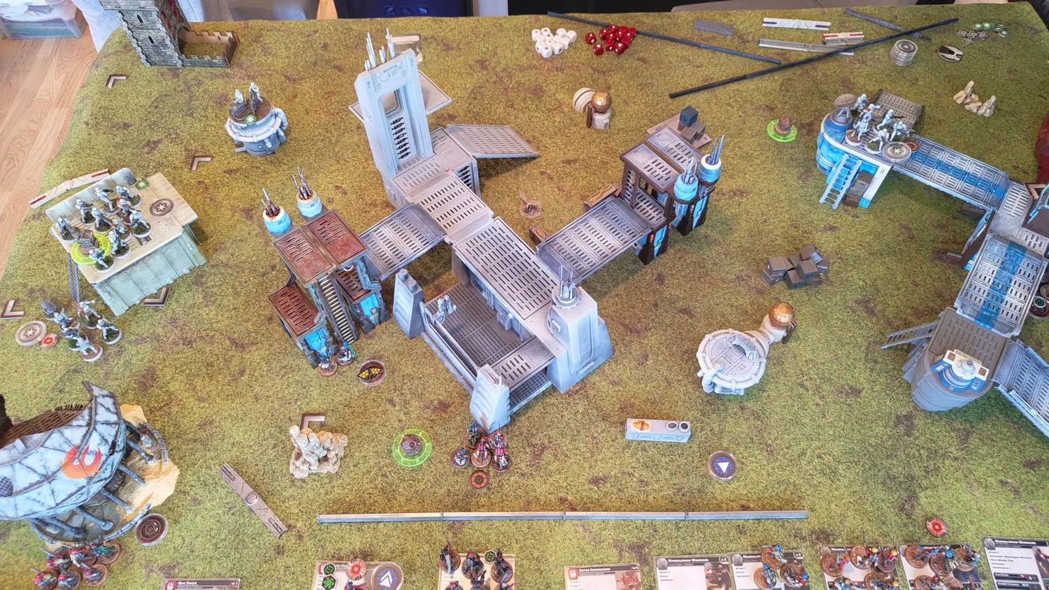 Asmodee Star Wars Shatterpoint Wartungshangar Geländeset Terrain Pack