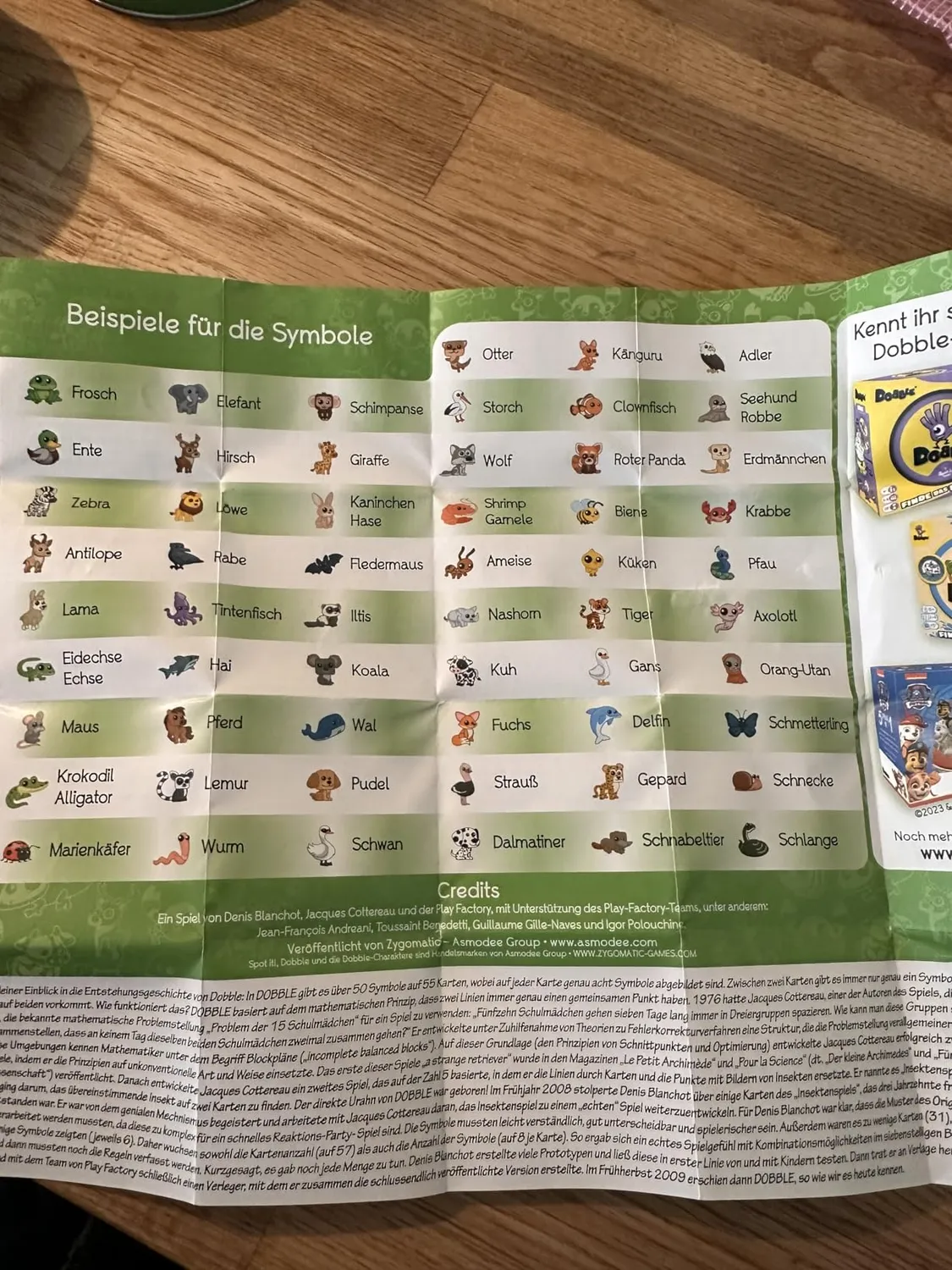 Asmodee Dobble Kids Kartenspiel Eco-Sleeves Tiermotive