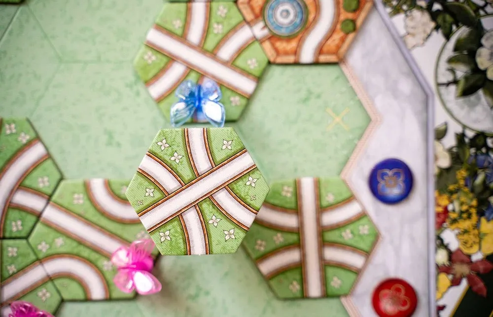Capstone Games Butterfly Garden Brettspiel mit Mini-Erweiterung