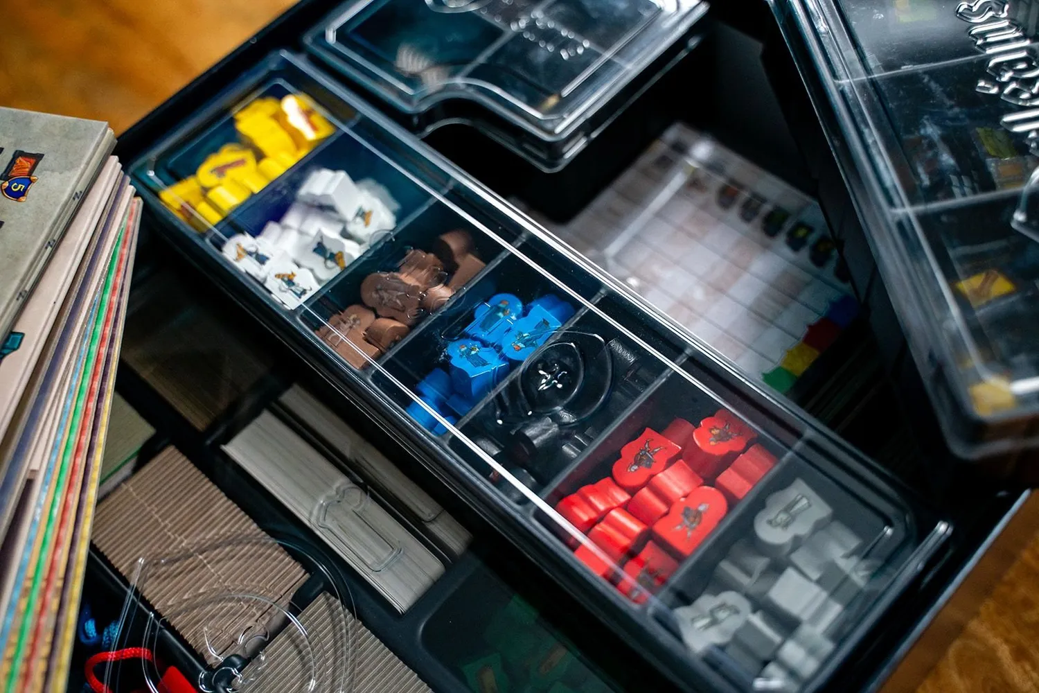 Capstone Games Orléans Big Box Brettspiel Komplettsammlung