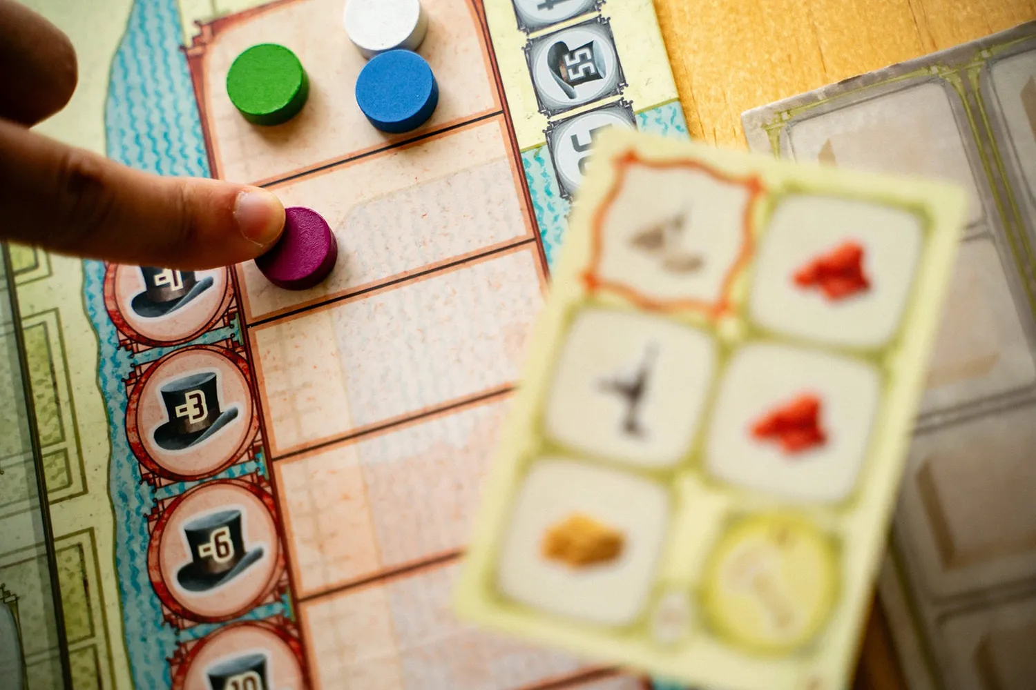 Capstone Games Raising Chicago Brettspiel limitiert