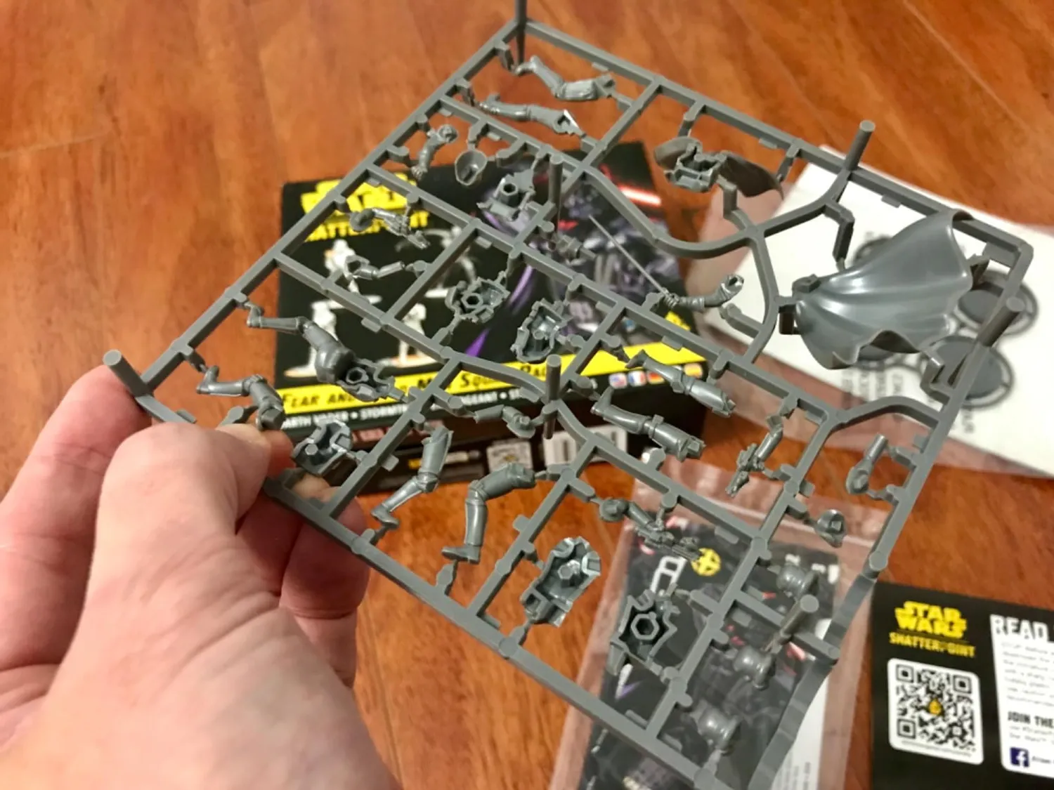 Asmodee Star Wars Shatterpoint Fear and Dead Men Squad Pack