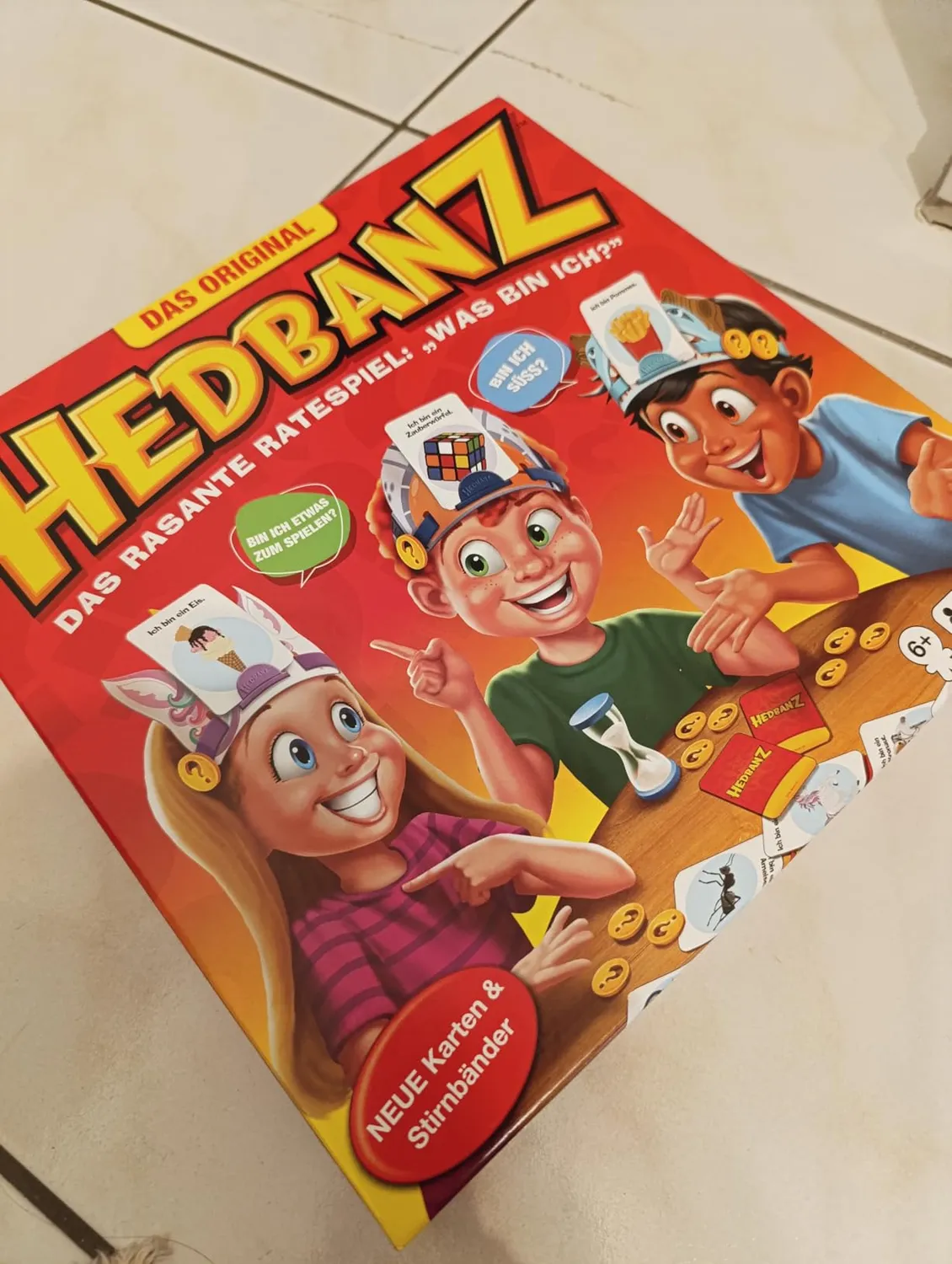 Spin Master Hedbanz Wer bin ich Ratespiel Braun Familie