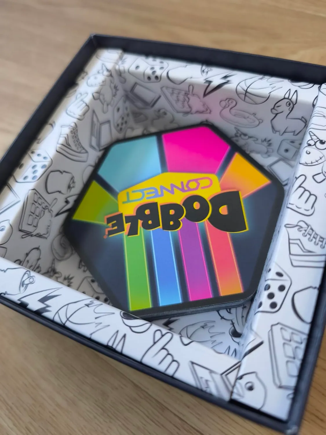 Dobble Connect Kartenspiel Teamspiel 90 Karten
