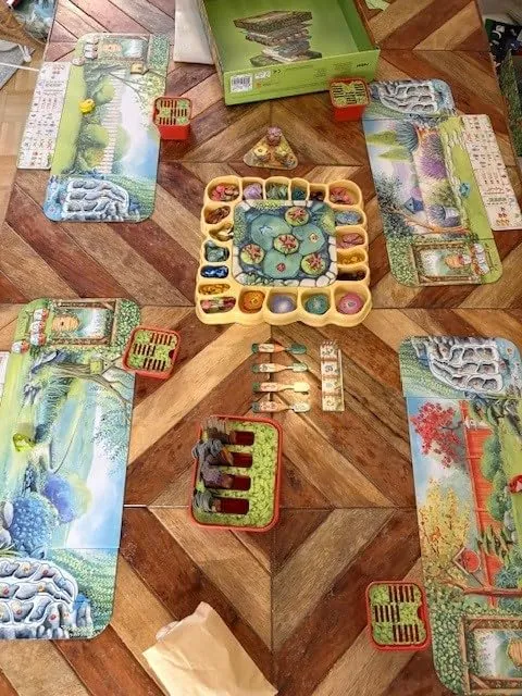 Asmodee Pergola Garten Familienspiel 1-4 Spieler