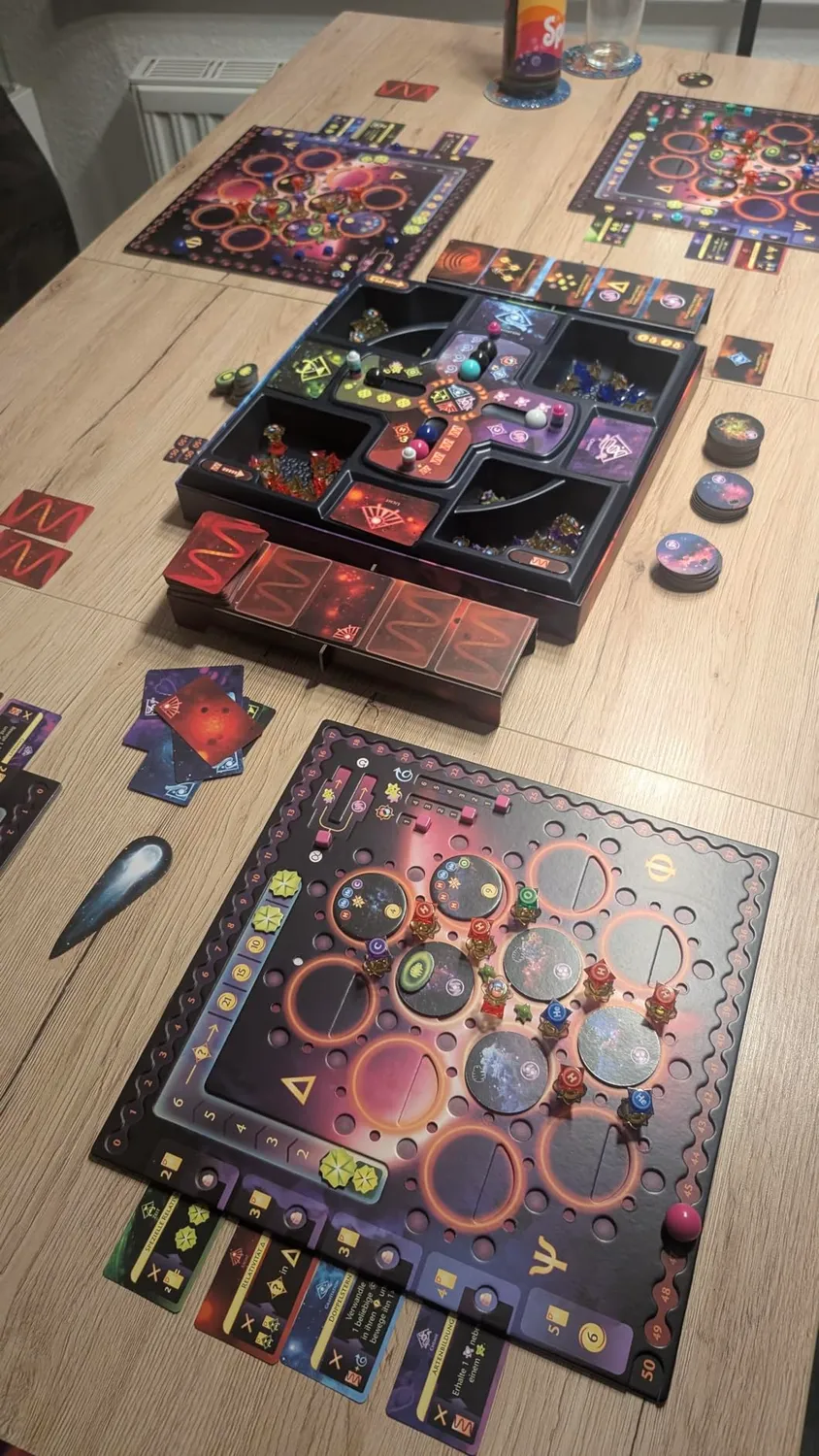 Crafting the Cosmos Taktisches Kennerspiel Deutsch 2-4 Spieler