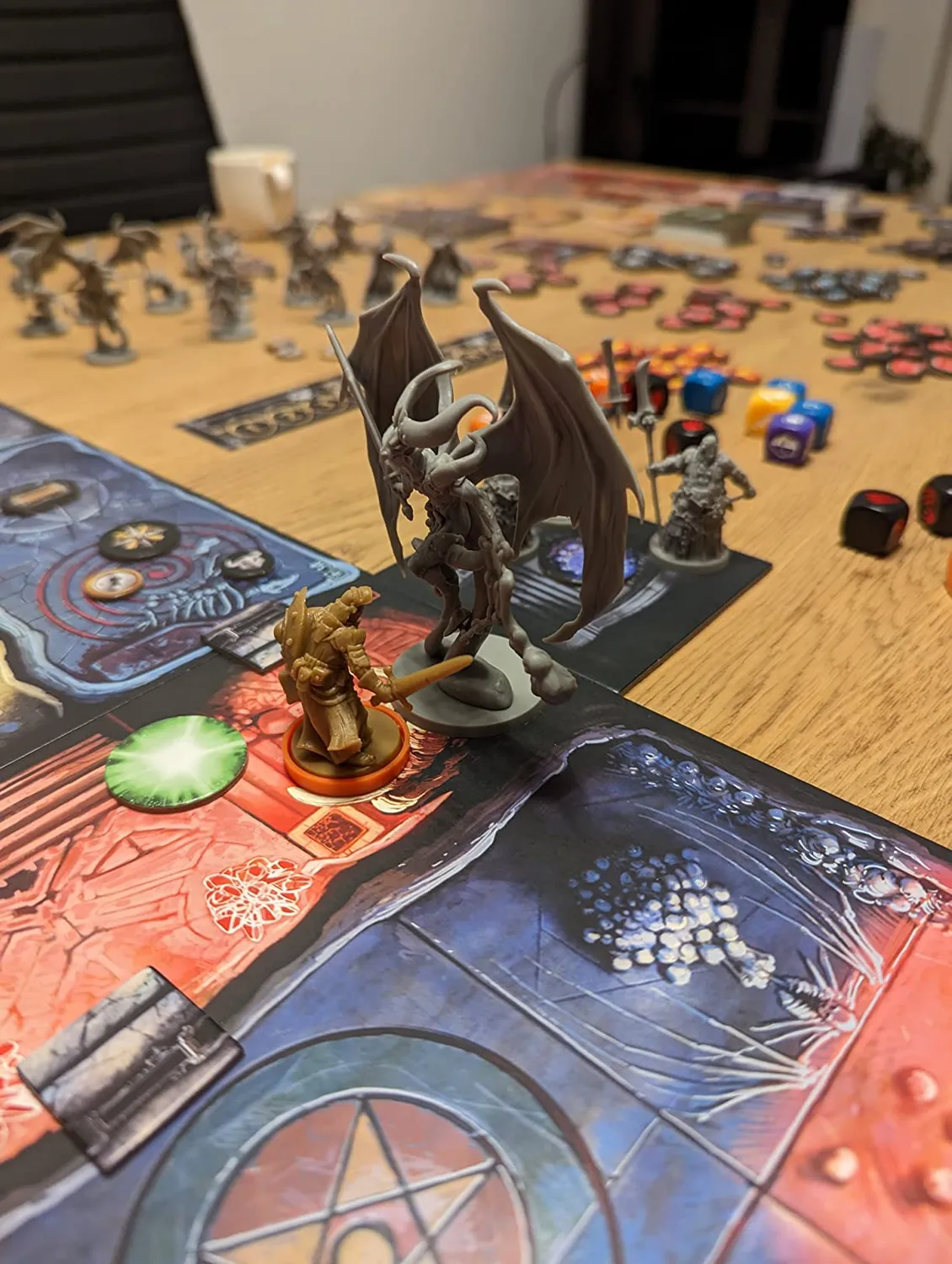 CMON Massive Darkness 2 Höllenschlund Grundspiel Deutsch