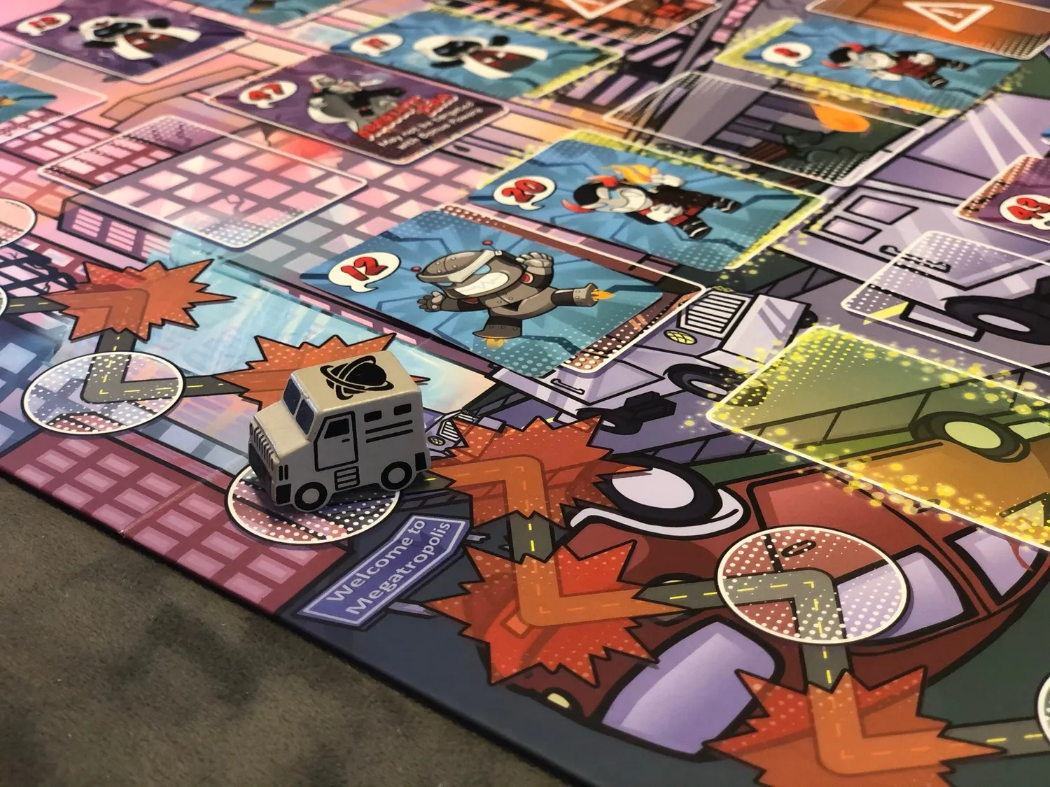 Genius Games Outnumbered Brettspiel Helden Mathe
