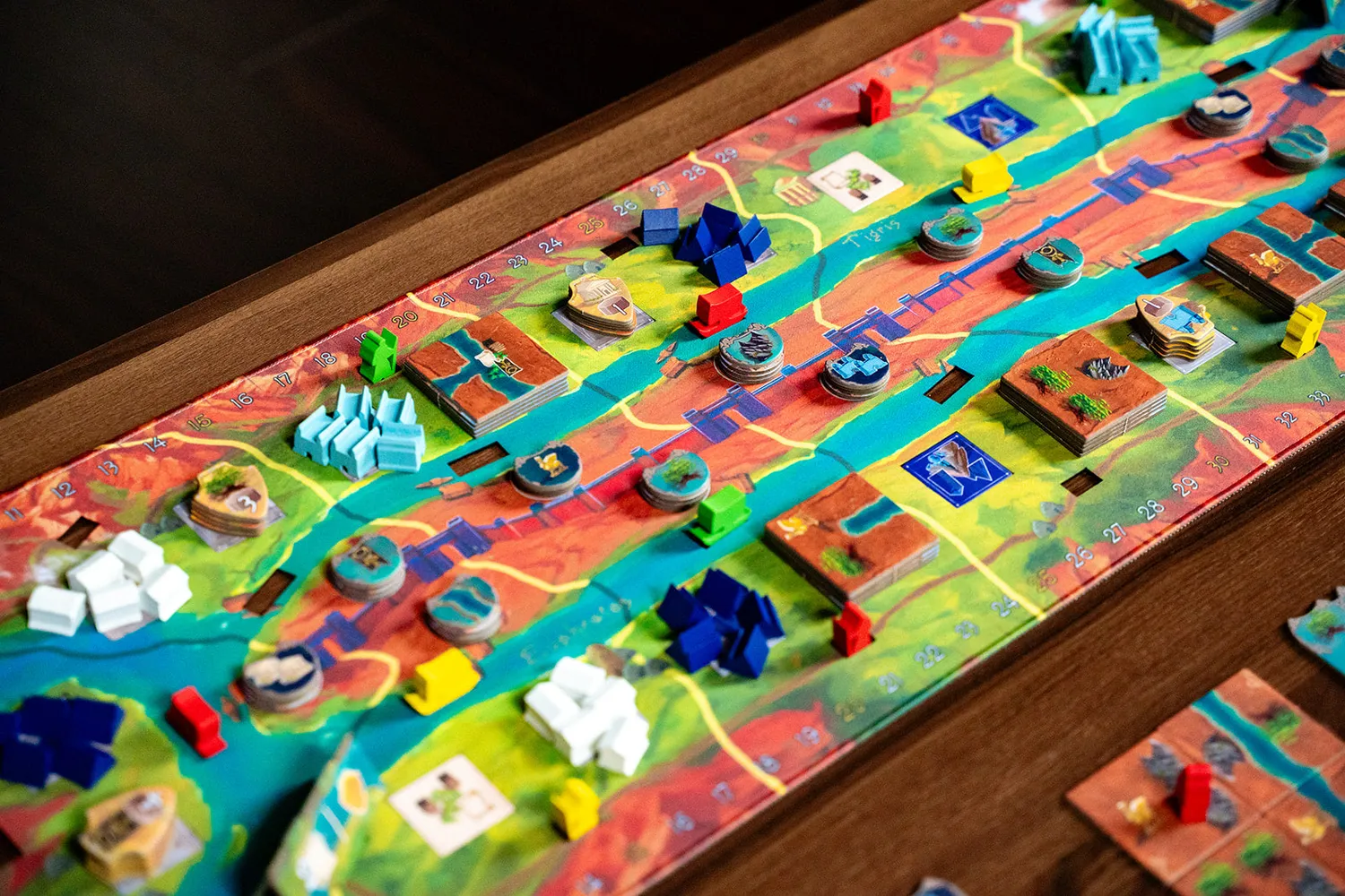 Capstone Games Papyria Brettspiel Zivilisation und Wissen