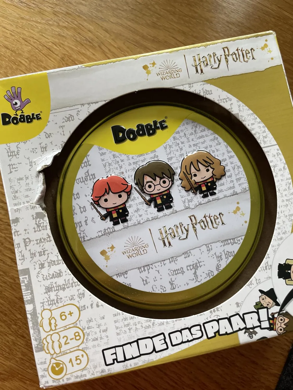 Dobble Harry Potter Eco Sleeve Kartenspiel Hogwarts Edition