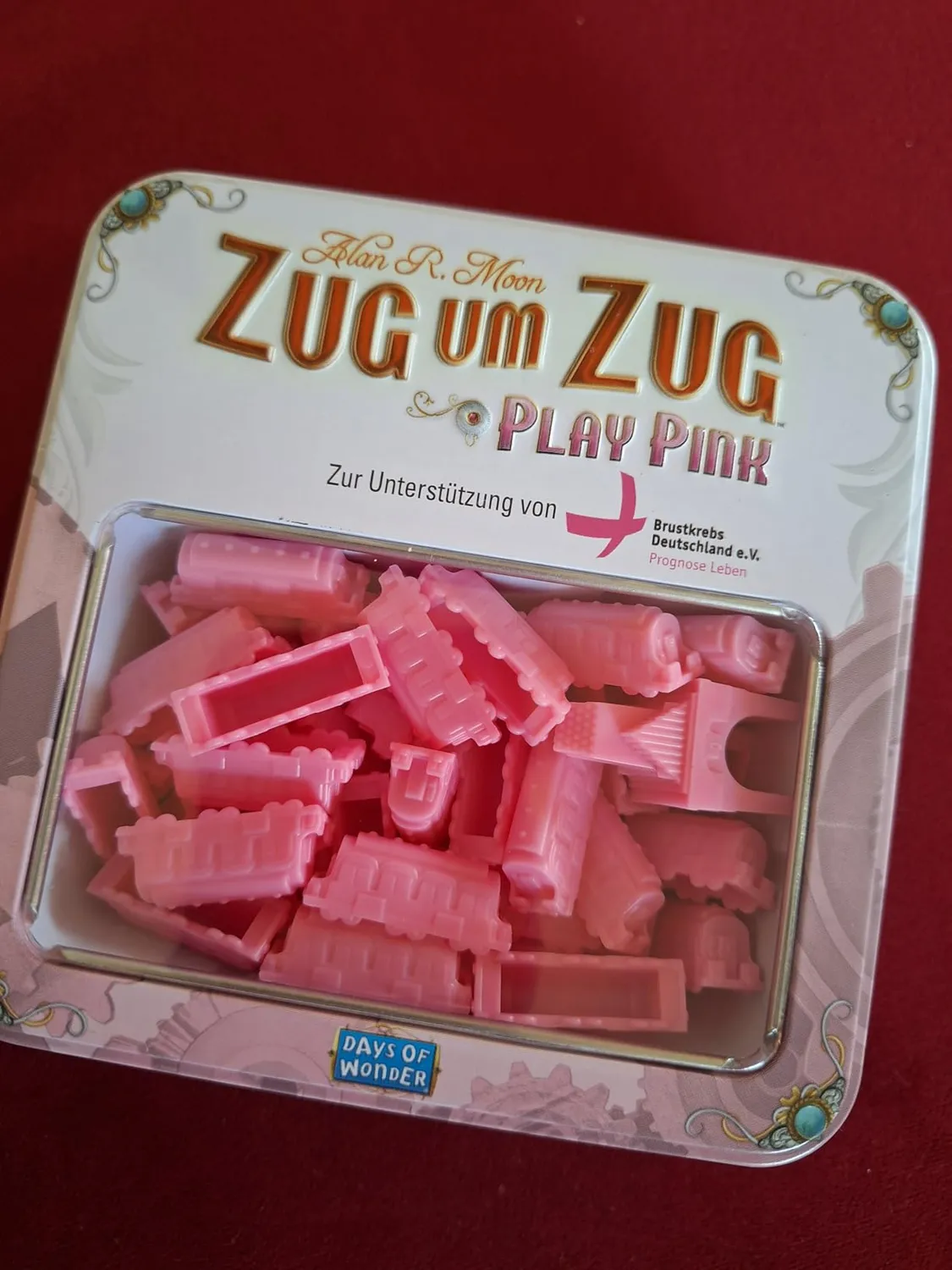 Asmodee Zug um Zug Play Pink Erweiterung Familienspiel rosa Züge